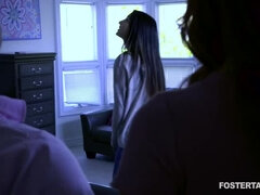 Sucer une bite, En levrette, Famille, Mère que j'aimerais baiser, Maman, Belle mère, Plan cul à trois