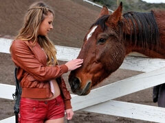 Enthousiasteling, Anaal, Slaapkamer, Grote lul, Pijpbeurt, Hondjeshouding, Geschoren, Tiener