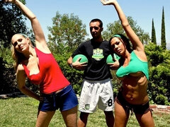 Rachel Starr and Julia Ann are fucking with a nice shared penis