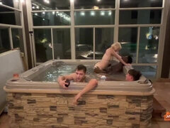 18, お尻, ブロンド, 手コキする, なめる, オナニー, ガリガリ, ティーン