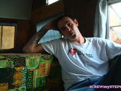 Brunette brune, Mère que j'aimerais baiser, Maman, Fils