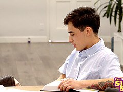 茶髪の, 顔射, なめる, 自然山雀, 小柄, オマンコ, 生徒, ティーン