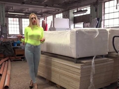 Tussi, Grosser schwanz, Grosse titten, Domination, Weibliche domination, Fetisch, Handjob, Hd