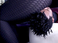 Gros cul, Pieds, Cheveux courts, Spandex