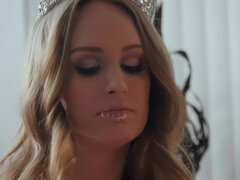 Lamer culo, Tetas grandes, Mamada, Amarrada, Tetona, Garganta profunda, Lamidas, Trio