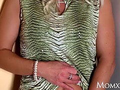 Блондинки, Постарше, Лесбиянка, Лизание, Мастурбация, Милф, Мамочка, Мачеха