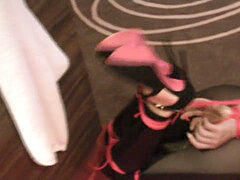 Leie, Sklave, Gefesselt