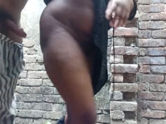 18 jaar, Tante, Huisgemaakt, Indisch, Melk, Stiefmoeder, Tieten likken, Vrouw