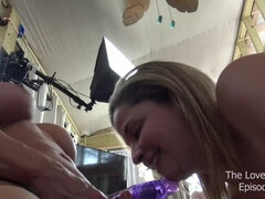 Leie, Vollbusig, Fingern, Interrassisch, Lesbisch, Milf, Muschi, Nass