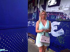 Rubia, Corridas, Garganta profunda, Orgasmo, Público, Coño, Realidad, Tetas