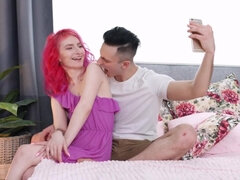 Alien Fox gets facefucked after taking some selfies