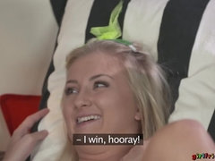 69 negenenzestig, Enthousiasteling, Kont, Vingeren, Vriendin, Lesbisch, Likken, Feest