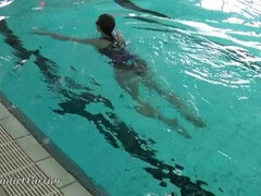 Leie, Sadomasochismus, Blondine, Fesselspiele, Frau, Pool, Realität, Solo