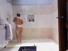 Douche Surprise: Roomy Intrudes & Pokes Bellattrix Moist Snatch