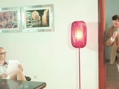 Chica, Rubia, Clitoris, Lencería, Tetas naturales, Oficina, Coño, Zapatos