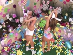 Cul, Gros cul, Bisexuelle, Sucer une bite, Chatte, Plan cul à trois, Nénés, Épouse