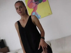 18 jahre, Frau, Erstes mal, Masturbation, Pov, Realität, Jungendliche (18+), Bizarr