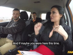 Enthousiasteling, Pijpbeurt, Auto, Oudere vrouw, Sperma, Handbeurt, Buiten, Kut duiken