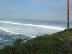 Пляж, Бикини, Брюнетки, Трусики, Пирсинг, Киски, Бритые, Сиськи