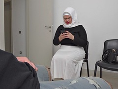 Arabisch, Geschnappt, Schwanz, Flashen, Masturbation, Milf, Öffentlich