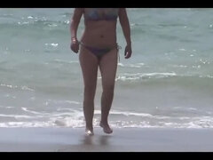 Leie, Strand, Grosser arsch, Gehörnter ehemann, Behaart, Hd, Riesig, Milf