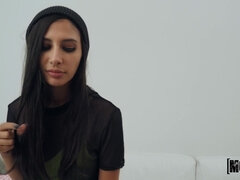Grosse bite, Sucer une bite, Brunette brune, Fille latino