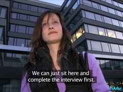 Schönheit, Blasen, Braunhaarige, Betrug, Handjob, Geld, Im freien, Pov