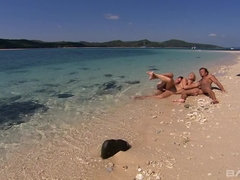 アナル, ブロンド, イく瞬間, ダブル開発, 顔射, アウトドア, 公共, 三人