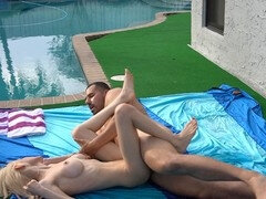 Leie, Blondine, Blasen, Im freien, Zierlich, Pool, Dürr, Ablutschen