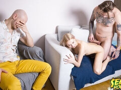 18 jaar, Kont, Grote lul, Blond, Jurk, Natuurlijke tieten, Mager, Tiener