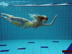 18, ブロンド, Hd, ヌーディスト, プール, ロシア人, ソフトコア, 水中