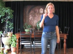 Blasen, Vollbusig, Süss, Fetisch, Jeans, Natürlich, Pissen, Solo