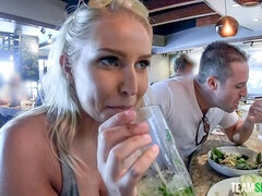 Chambre à dormir, Gros cul, Grosse bite, Gros seins, Blonde, Sucer une bite, En levrette, Mère que j'aimerais baiser