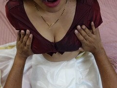 18, デカ尻, 指いじり, 足コキ, 毛深い, 手コキする, インド人, 乳首