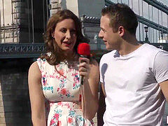 Pijpbeurt, Europees, Handschoenen, Hakken, Rijpe lesbienne, Moeder die ik wil neuken, Kousen, Tatoeage