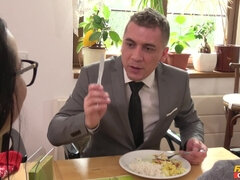 Badkamer, Bruinharig, Hondjeshouding, Keuken, Moeder die ik wil neuken, Buiten, Kut duiken, Nat