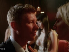 ブロンド, フェラチオ, イく瞬間, イマラチオ, 顔面騎乗, レズビアン, 下着, オージー