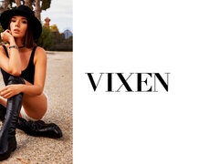 Gros cul, Grosse bite, Gros seins, Sucer une bite, De plein air, Cheveux courts, Maigrichonne, Adolescente