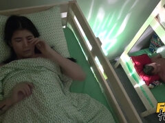 69, フェラチオ, 大学生, 口内発射, オーガズム, パンティ, 生徒, 三人