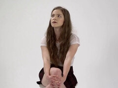 Grosse bite, Sucer une bite, En gros plan de très près, Tir de sperme, Grossier, Faciale, Hongroise, Petite femme