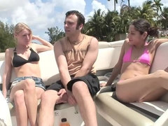 18 años, Rubia, Morena, Corridas faciales, Al aire libre, Pequeña, Adolescente, Tetas