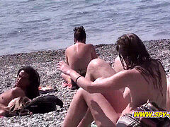nudist Amateurs Females Beach Voyeur gang Hidden-Cam video