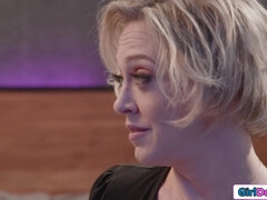 Blonde, Première fois, Poilue, Lesbienne, Petite femme, Rasée, Adolescente, Nénés