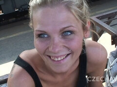 Leie, Arsch, Blondine, Freundin, Unschuldig, Lecken, Rasiert, Jungendliche (18+)