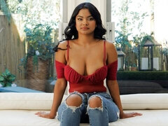 Gros cul, Grosse bite, Gros seins, Sucer une bite, Brunette brune, En levrette, Masturbation, Seins naturels