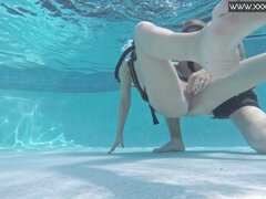 18, ブロンド, 女, Hd, オナニー, 小柄, ティーン, 水中