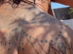 Amateur, Gros seins, Sucer une bite, Couple, Queue, Indienne, Interracial, Public