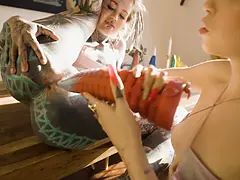ディルド, 指いじり, 目瞪口呆, ゴス, Hd, オナニー, タトゥー, おもちゃ