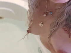 Rubia, Masturbación, Puta, Solo, Tatuaje, Adolescente, Tetas, Mojado