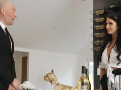 Alexa Payne lets this dude lick her pussy and fuck her HARD